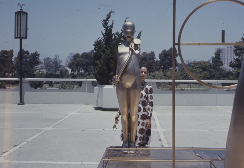 Hurtado with sculpture by Ernest Trova, Los Angeles County Museum of Art